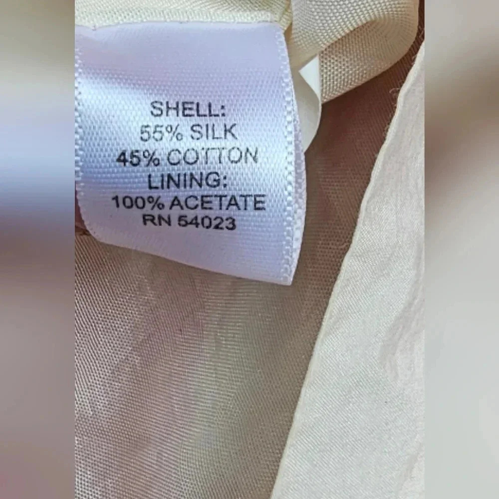 Banana Republic- Women's Size 14 Dress. She's got pockets!! Darling Little Dress - Picture 6 of 8